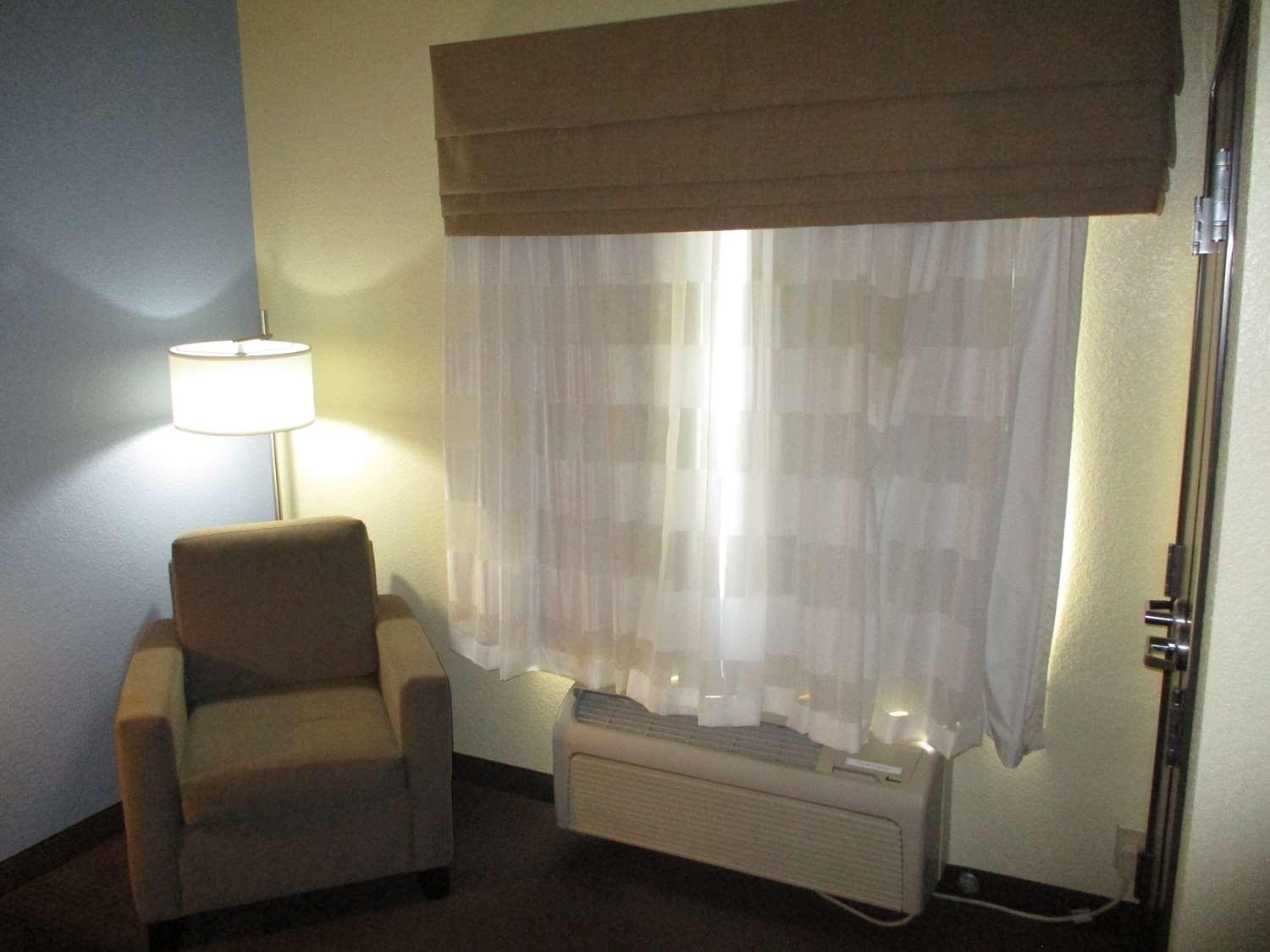 Best Western Coffeyville Central Business District Inn And Suites Esterno foto