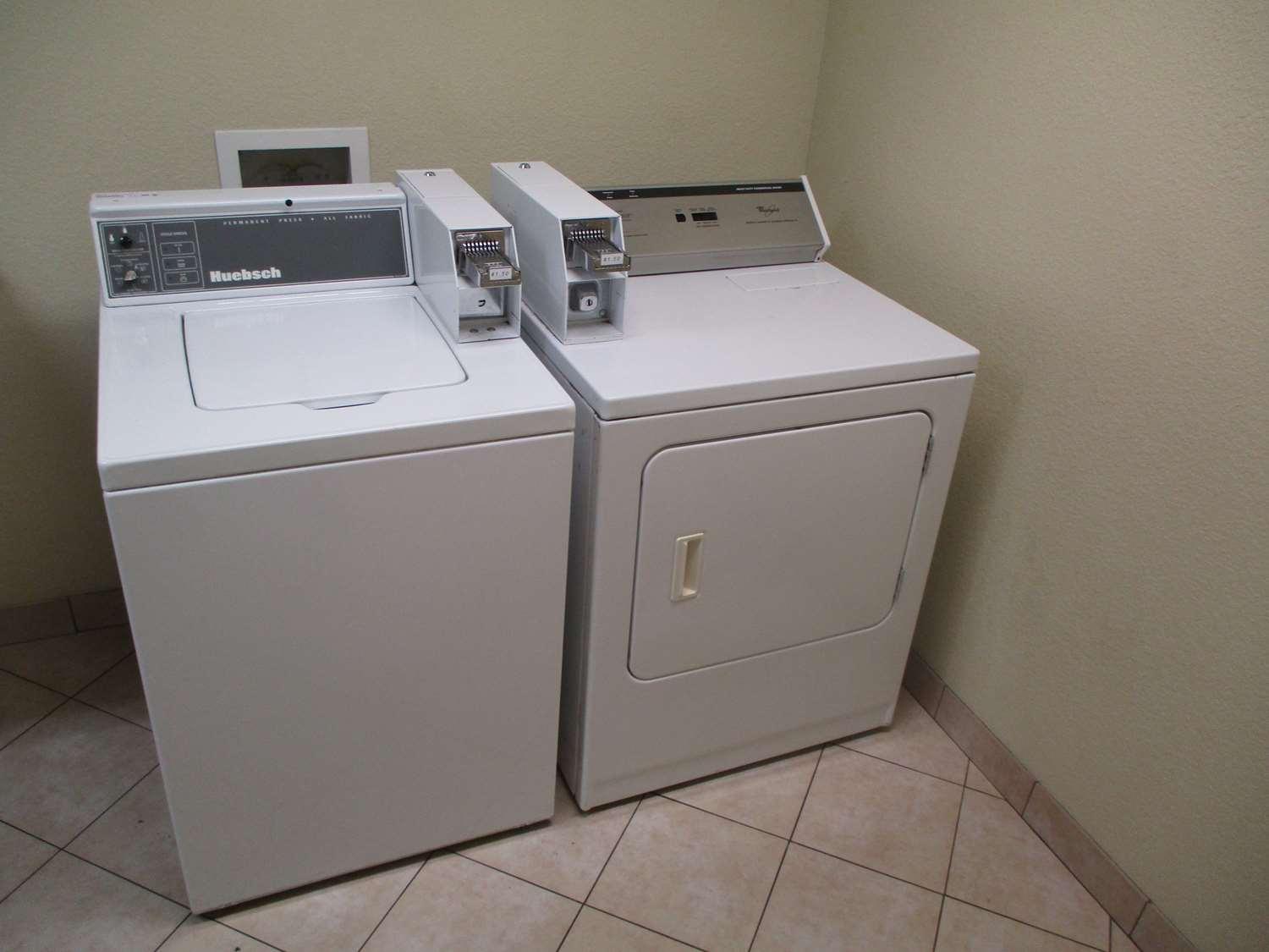 Best Western Coffeyville Central Business District Inn And Suites Esterno foto